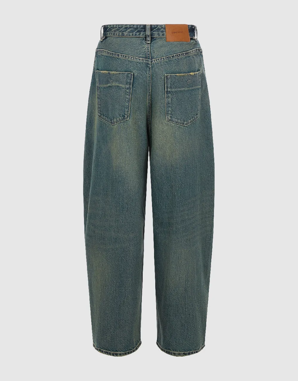 Distressed Carrot Fit Jeans
