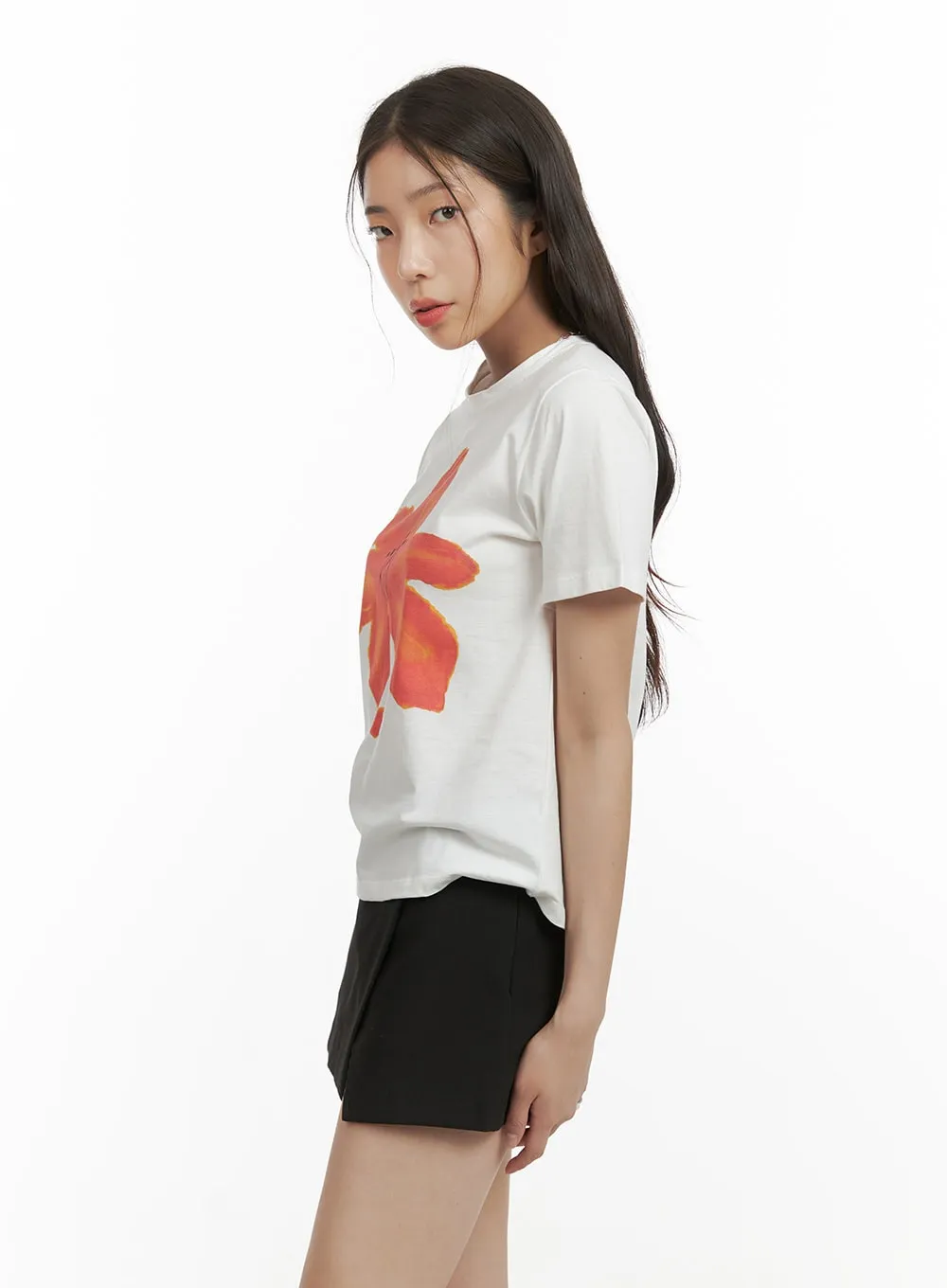 Floral Bliss Graphic Tee CY417