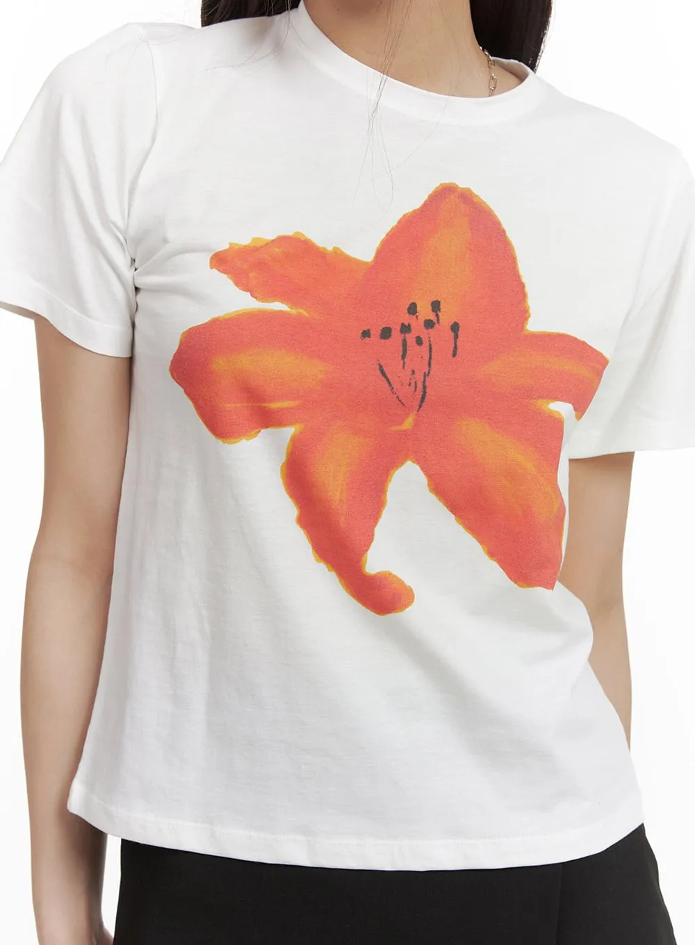Floral Bliss Graphic Tee CY417